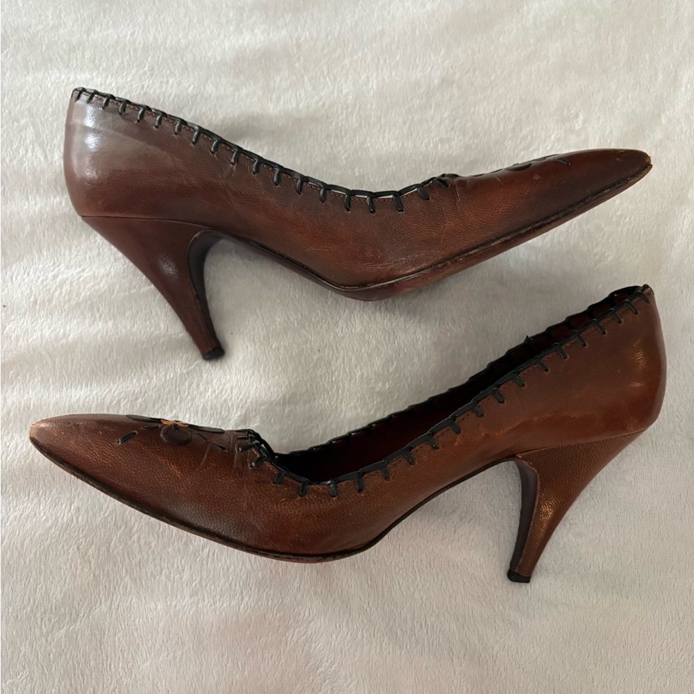 PRADA | Vintage Brown Red‎ Leather Floral Stitch Appliqué Pointed Pumps EU 37.5 - Picture 11 of 14